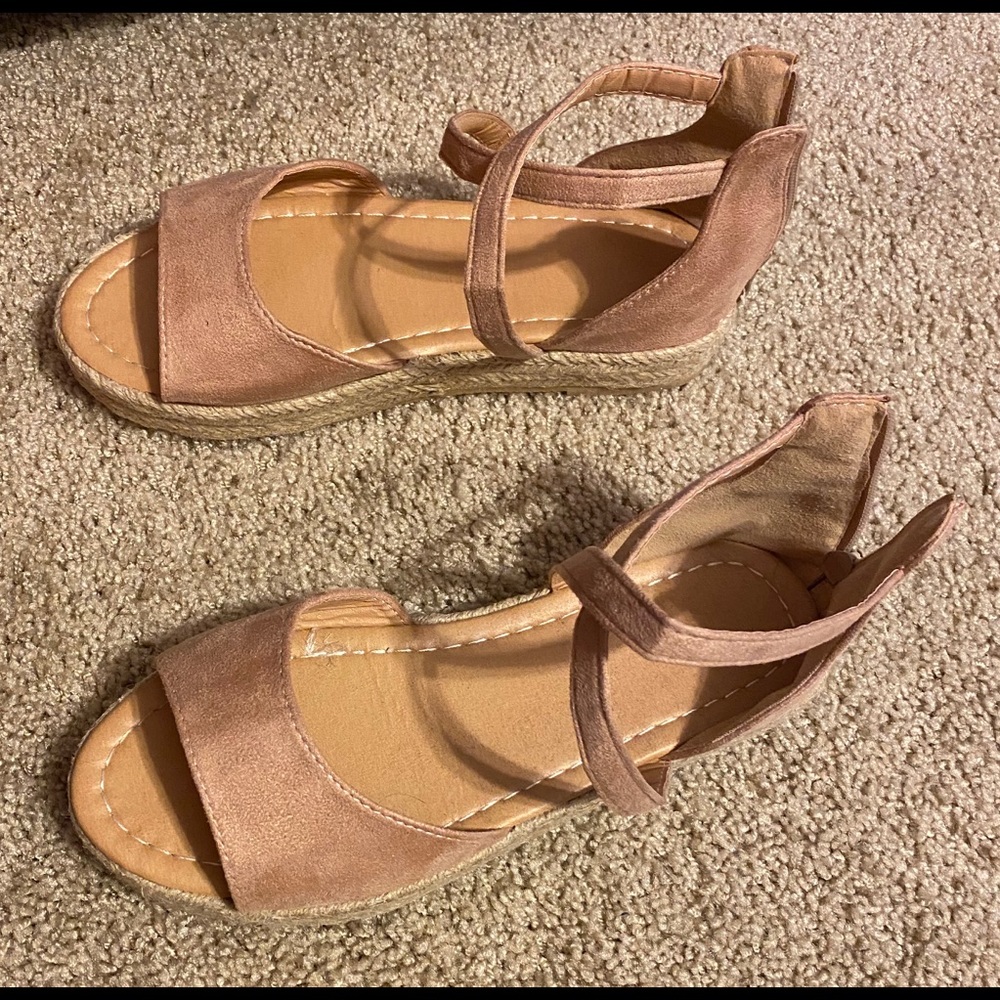 Tan espadrilles sandals